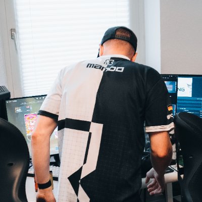 🇩🇪 | VAL | IGL/Captain for @PBX_ESPORT
newest video: https://t.co/MkxTw24nlU