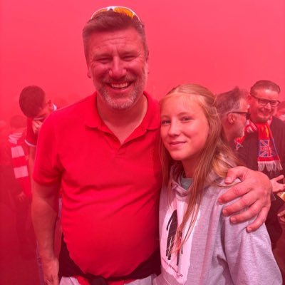 Very tall, very sweary. Sport lover. FA Level 1 coach. FA Level 1 GK coach. Chairman @euxtongirlsfc - views undoubtedly my own