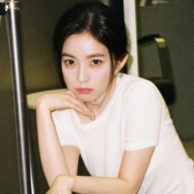 ndeukq's profile picture. sesuatu yang berlebihan itu tidak baik, kecuali uang.