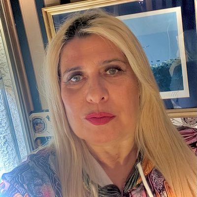 emprendimiento de mermeladas, postres, panes, quesos , todo artesanal y natural