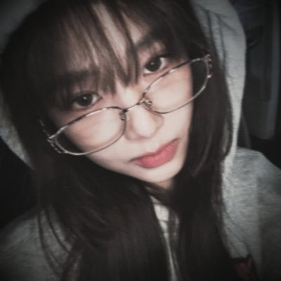 luvfracha's profile picture. 🇵🇭 | 🌈 | 20+
