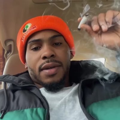 drose803's profile picture. 👻 louuwill4