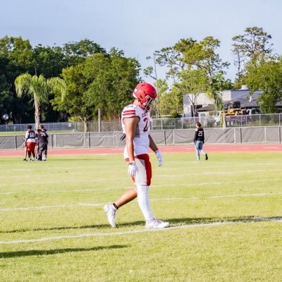 East River High School 27’ | 3.9 GPA | 6’1 | 215 lbs | TE/DE/ATH | NCAA ID #2504575718 |Contact me at noahtd43@gmail.com,📲(407)-640-1963