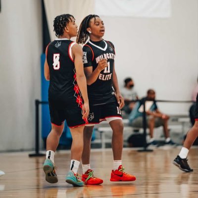 5’7 point guard c/o 2028 NCAA-ID# 2405301711 GPA: 4.0 phone number:5417498186 email:Alazarhenry123@gmail.com