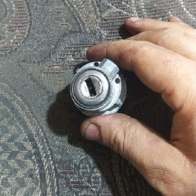 ahmz90002's profile picture. 