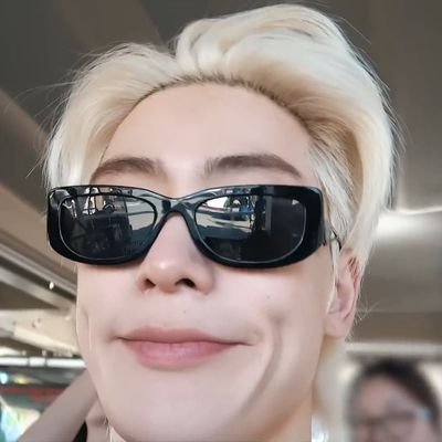 ππΰ½²ΰΎ Profile