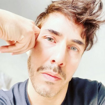 🎬Crítico de cine y series. 🗣️ Opinante del arte, la sociedad y política. Creador de contenidos.