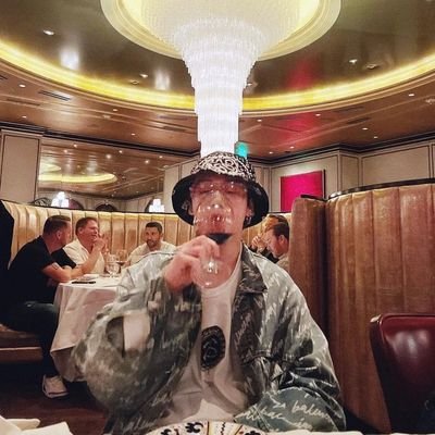 Nesse perfil amamos somente o bts, nada além deles.