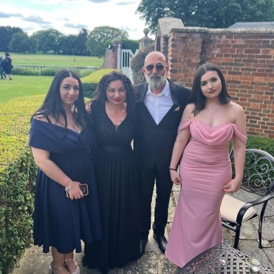 Family man, two gorgeous daughters and of course wife, sports mad - loves Arsenal, enjoys a laugh and believes in old fashioned values. Work for Oceedesign.