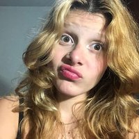 lolo rabudinha espanta homem (@3l0l04h) 's Twitter Profile