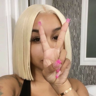 follow my instagram @bitchestalktoomuch pfp not me!