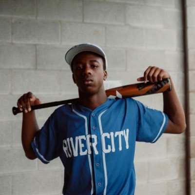 @fwsniderbb 23-24 FR|OF/FB/LHP |6’2 175lbs Raydenmorrow20@gmail.com Phone#: (260) 413-0260