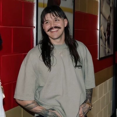 dominikfiles's profile picture. 