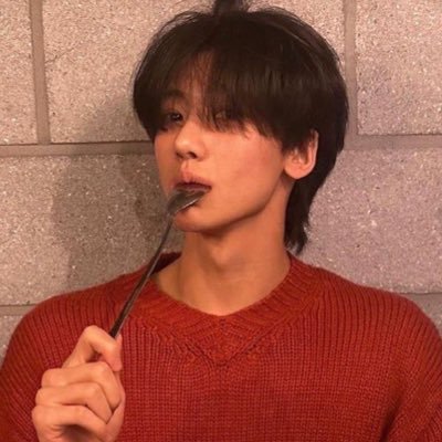 henghwahearts's profile picture. z i h w a