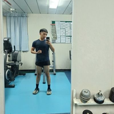 HansDiaz071102's profile picture. Kung hindi mo susubukan hindi mo malalaman.