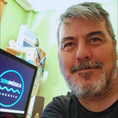 Datos, Viajes y Rock en todas sus variantes /💻Soluciones Digitales: Comunicación & Markerting en Proyectos Digitales/
CEO en @sonmusicagencia ➕@el_hilomusical