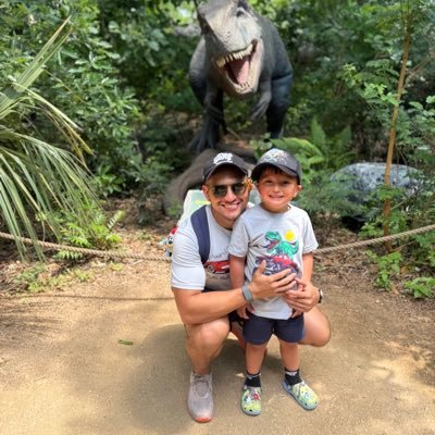 JohnPocasangre's profile picture. BSN, RN☤ | Dog Lover|🏋🏻|Nerd 🤓|Music Junkie 🎶| Coffee Addict ☕️(ig: @pocascafe)|Abit of a weirdo|