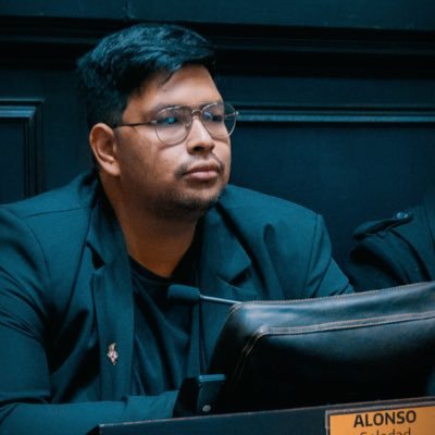 jluces_'s profile picture. Periodista Venezolano | Founder @Elpulso_Online | Especializado en Politica, Videojuegos y Tecnologia