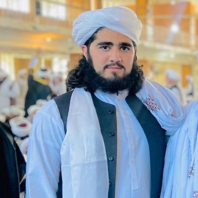 فمن المحاقة ان تصید غزالة، وتفکها بین الخلائق طالقة