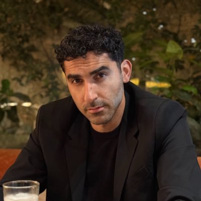 kuzeyardahan's profile picture. güzel olan her şey insanın hafızasından kaybolabilir, fakat sanatta asla.