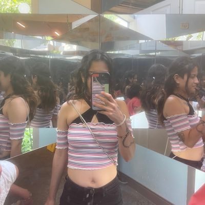 poems on tiktok|| mediocre overall content on Twitch: tinychipu (follow if ya want been streaming a bit more lately.) ||