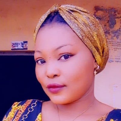 QUEENET001's profile picture. Life may not be the same you wished for...but at least you have a good life..You are living.😍#married 💯 Wife💯mother 💯 MAN UNITED FOR LIFE ✌️