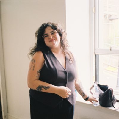 oil & gas campaigns manager @FoEScot • phd on 1970/80s left wing spaces • @Living_Rent partick / @unitetheunion / @UCUpostgrads • ✊🏻✡️🌹