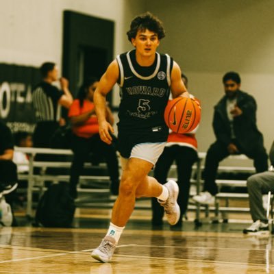 Waconia ‘26 | 6’1|180| PG| SAF/WR| 0.95 sec laser Fly 10| 36 inch vert| Cell: 763-221-7874