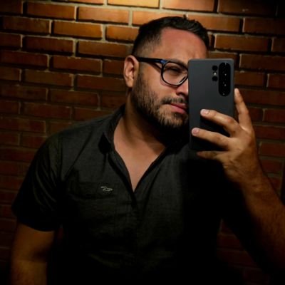 🇻🇪
Pará hablar no hay filtros, para las fotos si.
NO SOY EL EX PRESIDENTE DE COLOMBIA