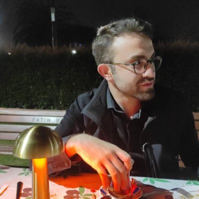 Saatlerini çabuk tüket ayını ve yıldızlarını yak ey gece / Bizim kalbimizdeki kurbanlar kesilmeden önce
