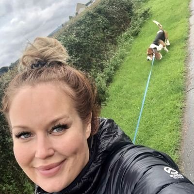 Karleythompson_'s profile picture. Live in the sunshine where you belong.✨️
Art:🎭 🎨 🖼 
Animal:🫎🦌🦃
Jeremiah: 29 vs 11⛪️