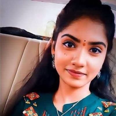 RrosE_PetalS's profile picture. Live what you love ❤️
Hakuna Matata 🧘😎                 

Hate DM chats 🙃 Love Technology 💜