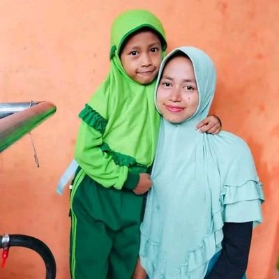 safitriimas15's profile picture. Nitrograph