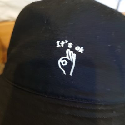 hwex041's profile picture. 食べて寝る