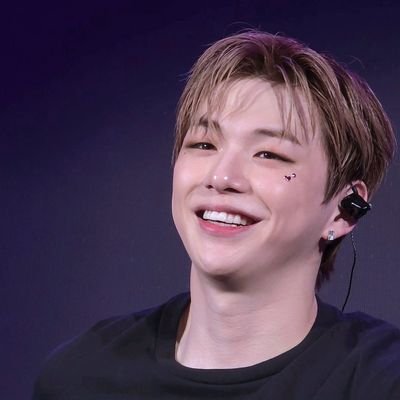 @kd_officialx @konnect_danielk
#강다니엘 #KANGDANIEL
#CYAN💙 #MAGENTA❤ #YELLOW💛 #TheStory🖤🤍 #TheStory:RETOLD 🦋 #REALIEZ🖤💜 #ACT🤍💙 #Mess❤️🩹 #GlowtoHaze 💗