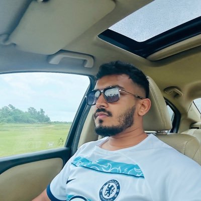 yash_kirlaya's profile picture. Mindset & Manifestation | Everything you want is already yours.