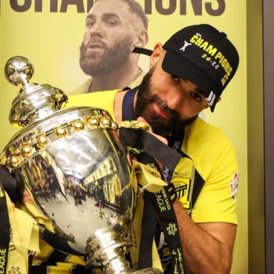 lol0o_khan's profile picture. Halim @Hamaki @iamsrk , Investment and Financing + Happily married 💍 , @Ittihad #Friends #Athlete🏋🏻‍♀️🖤