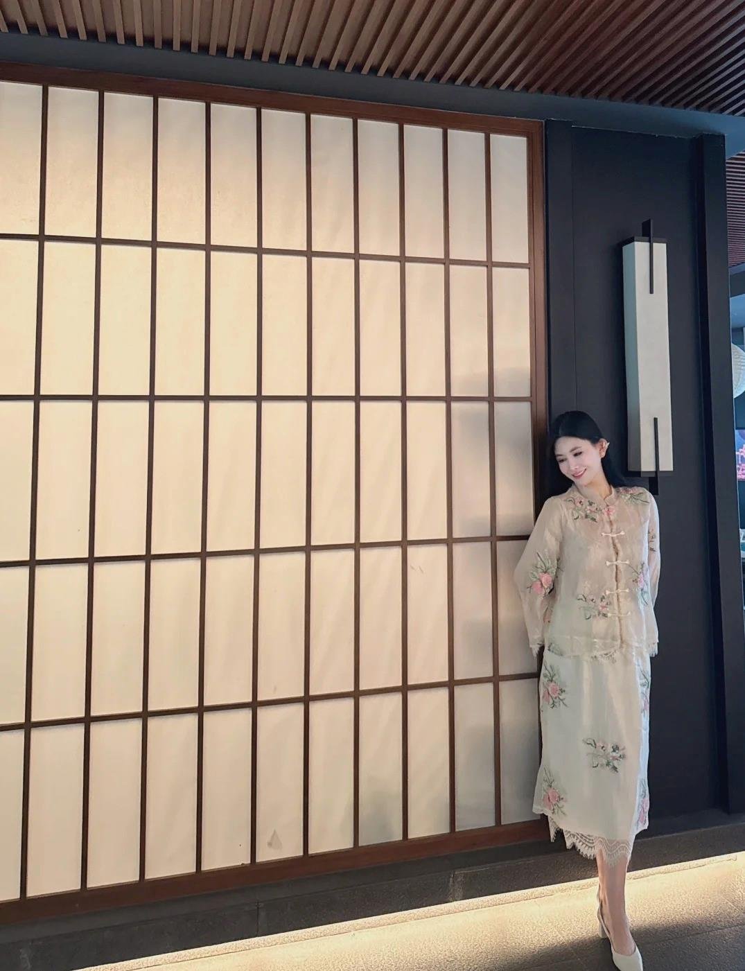 DestinyPet9866's profile picture. Silk screening artist, printing designs. Searching for a partner to create, print, and share unique artwork.