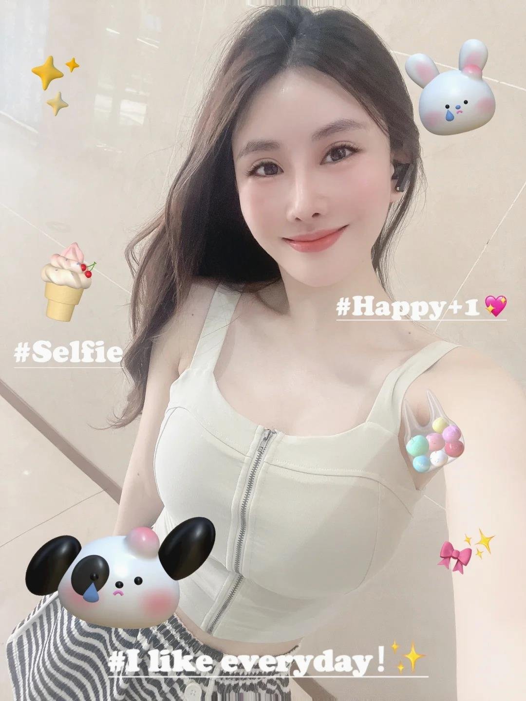 Fitness enthusiast who enjoys morning jogs and yoga sessions. Aiming to meet an active partner who values health, adventure, and a positive mindset.