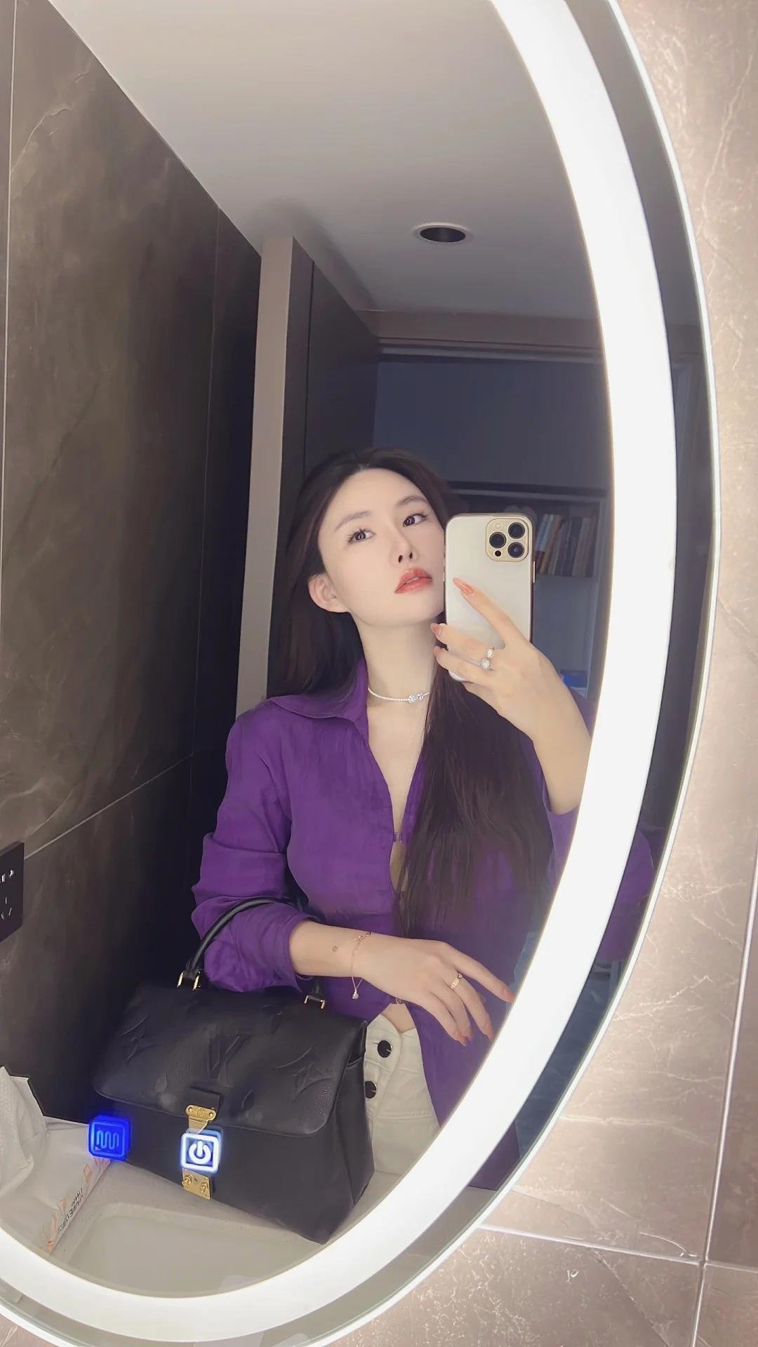 Nature lover who adores hiking, camping, and stargazing. Yearning to find a partner to explore the great outdoors and soak in nature’s wonders.