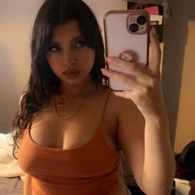 focused on swing trades 📈
proud dog mom
obsessed with trendlines
see highlights for market insights ✨️