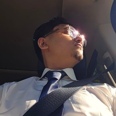 Umeriqbal32411's profile picture. im just existing