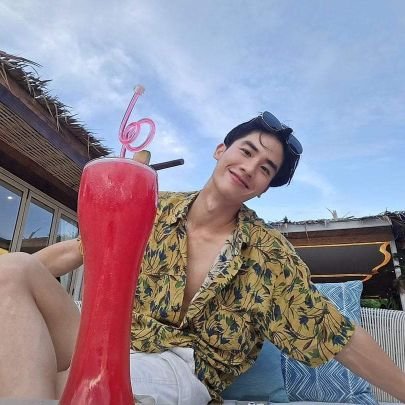 dachisophia's profile picture. 💙❤️°❤️💚