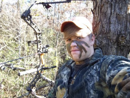 WalterMeek's profile picture. I enjoy Kayaking, Bow Hunting, and clean sun-glasses..