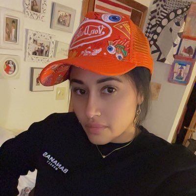 Gemini ♊️ 🌈 Married 💍 Mother 🩷💙💙Daughter ❣️Sister 🩵 Love 📚 🎵 🎭💃🏽Pets 🐕 🐈 Work 🏥 💉 🩺 Faith 🙏🏼🪐👽 Weather ⛈️🌤️ Seasons 🍁 🌷☀️🇺🇸🇩🇴💋
