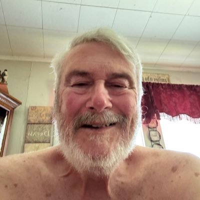 BruceBeaz's profile picture. 