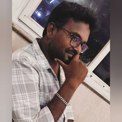 ThayanithiP's profile picture. தமிழன்💪 , வள்ளுவம்  ,  Music Lover 🎼, People Lover ☺