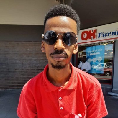 ThandoTiggarz's profile picture. Dumb Genius