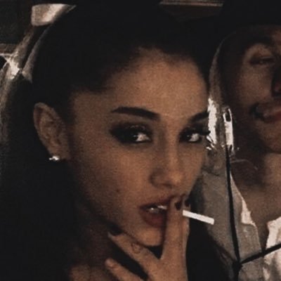 leolimxx's profile picture. currently somewhere over the rainbow