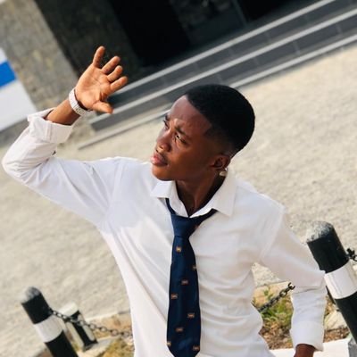 Josh34981's profile picture. I'm a front end developer 
and also an aspiring tech ethusiasist ☺️😎

let connect and explore 💙🌍